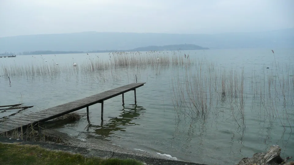 Appartamento esclusivo di 4,5 locali a Lüscherz sul lago di Bienne