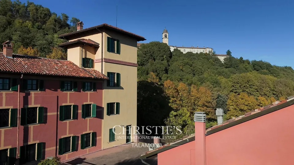 Azienda vinicola con vigneti e casa di campagna nel Monferrato - Serralunga di Crea