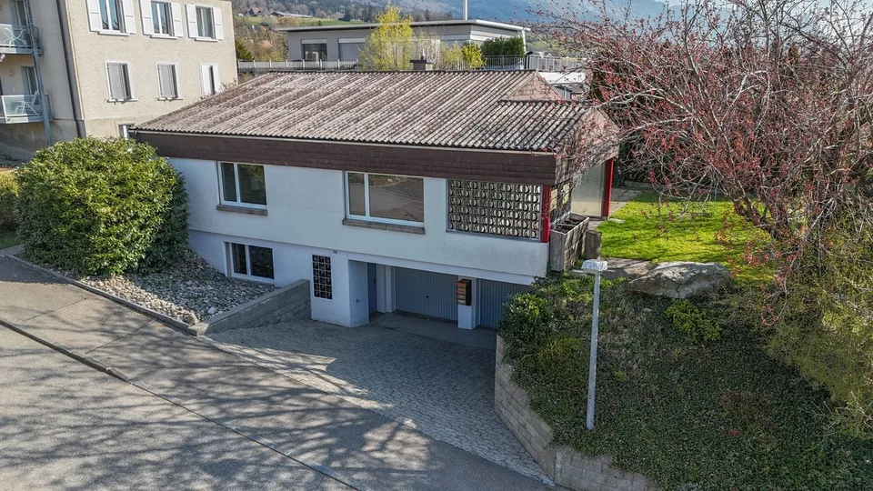 Raum für Ideen: Grosszügiges Einfamilienhaus auf zwei Etagen