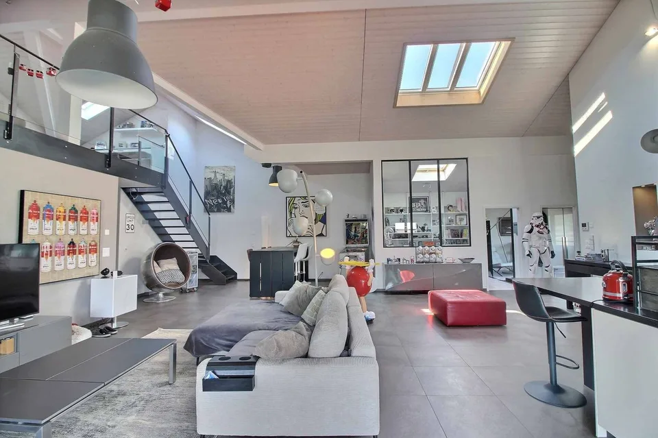 Exceptional 6.5-room apartment (Loft style) - Noble materials and volumes