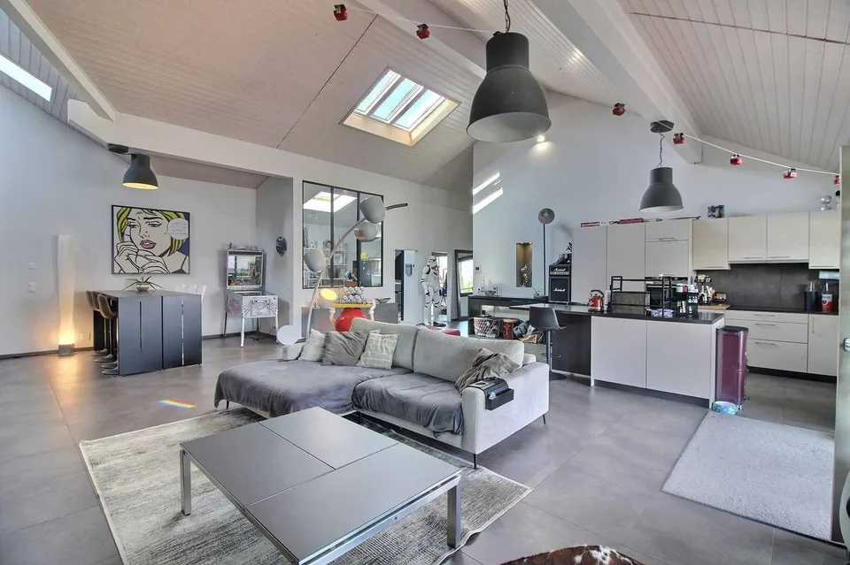 Exceptional 6.5-room apartment (Loft style) - Noble materials and volumes
