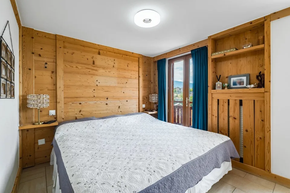Chalet 4 chambres à vendre – Lens (Valais) – photo 7 sur 12