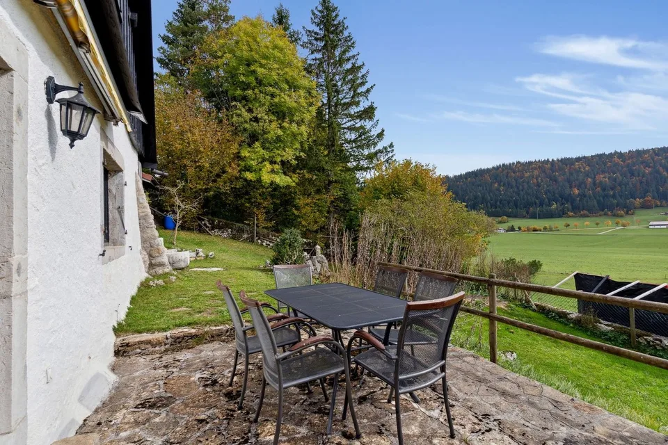 Ferme authentique Neuchâteloise en bordure de champs – photo 7 sur 7