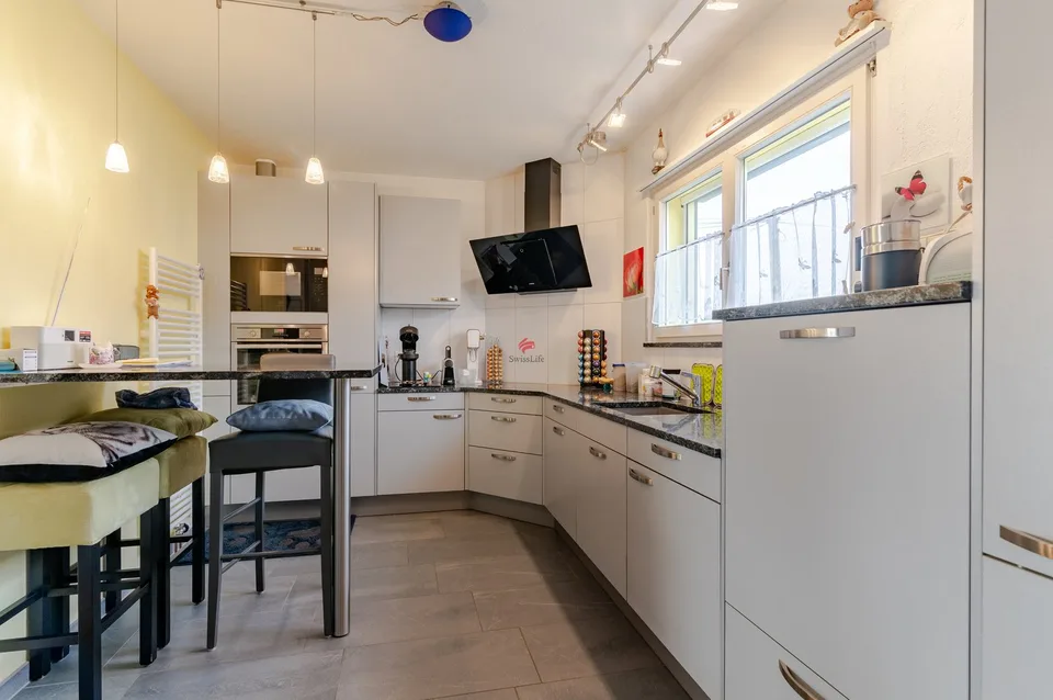 Casa unifamiliare con laboratorio + studio