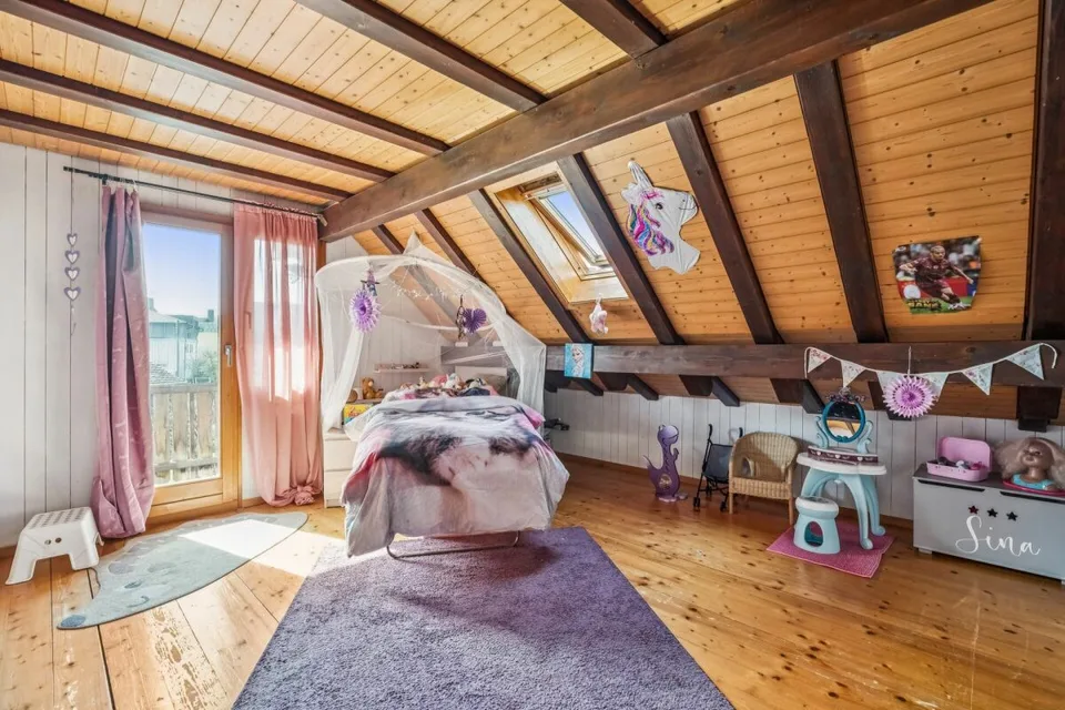 2-Family House – photo 12 of 29