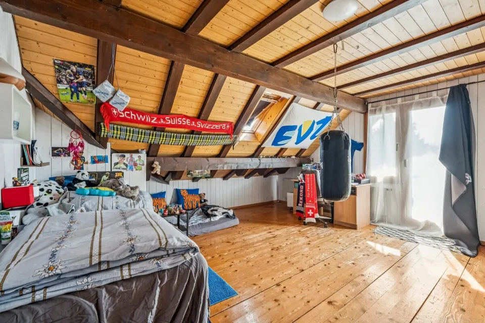 2-Family House – photo 13 of 29