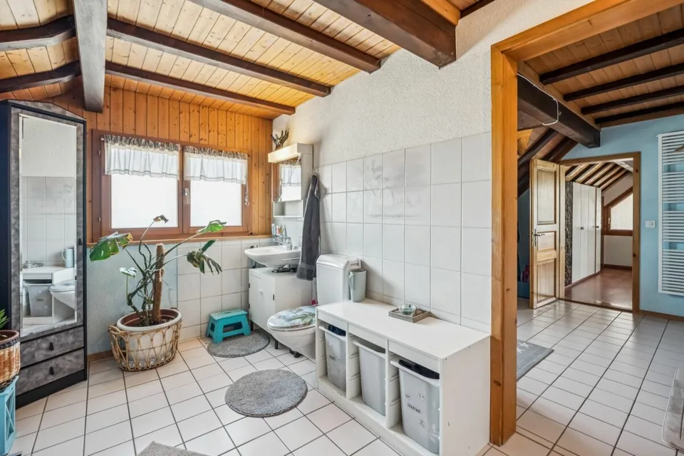 2-Family House – photo 16 of 29