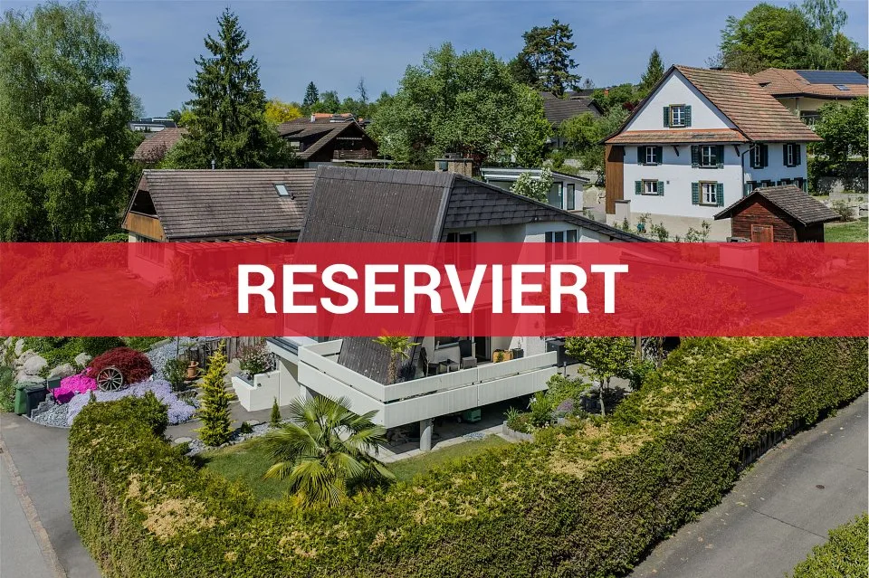 * * * RESERVIERT * * *