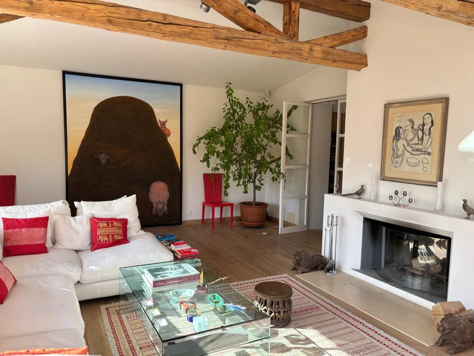 Casa di villaggio svizzero con piscina e spa