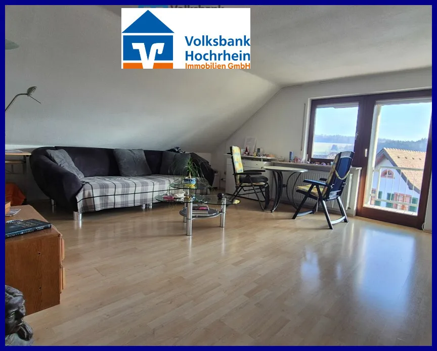 Erzingen /Bühl - 71 m² - Vivre près de la frontière - 3 pièces à l'étage