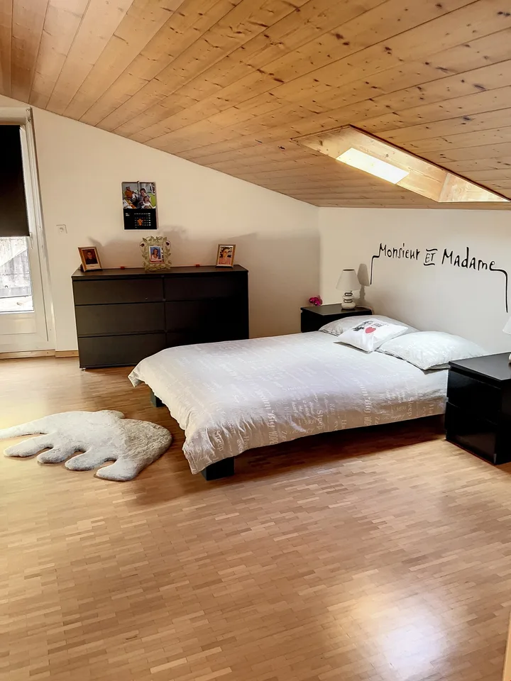 In the commune of Martigny - Residential and commercial building