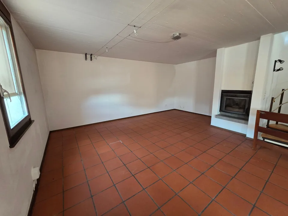 Einfamilienhaus mit 4.5 Zimmern in Cadenazzo mit Panoramablick