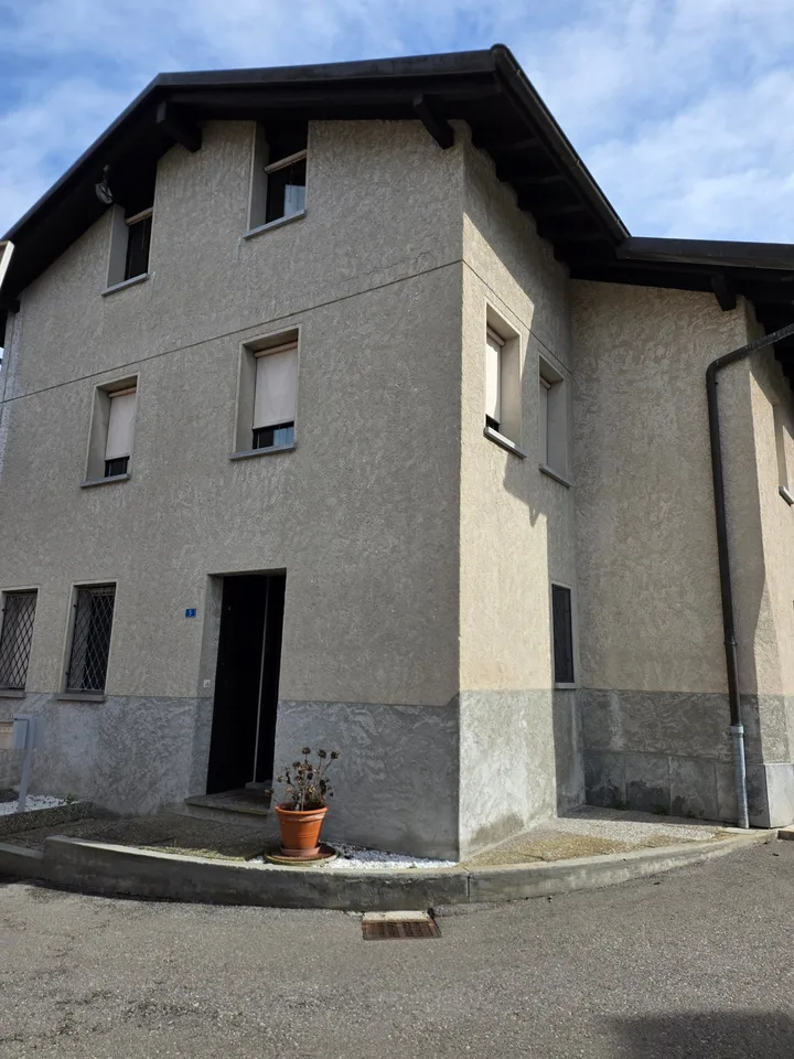 Casa unifamiliare di 4.5 locali a Cadenazzo con vista panoramica