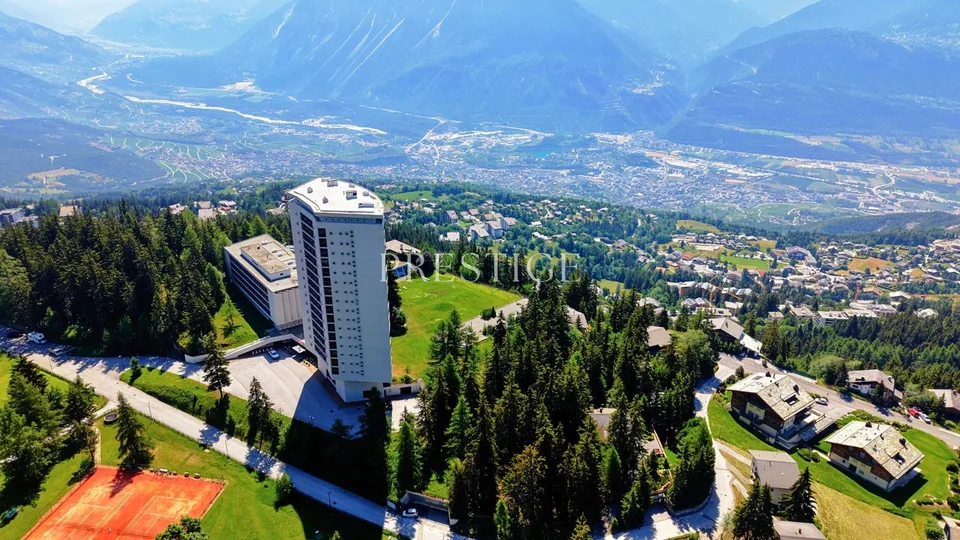 Ski in&out Duplex 3 pezzi alla Tour de Super-Crans – Vista panoramica & servizi alberghieri – foto 16 di 17