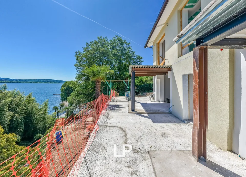 Villa Ambra in Meina mit Panoramablick auf den Lago Maggiore