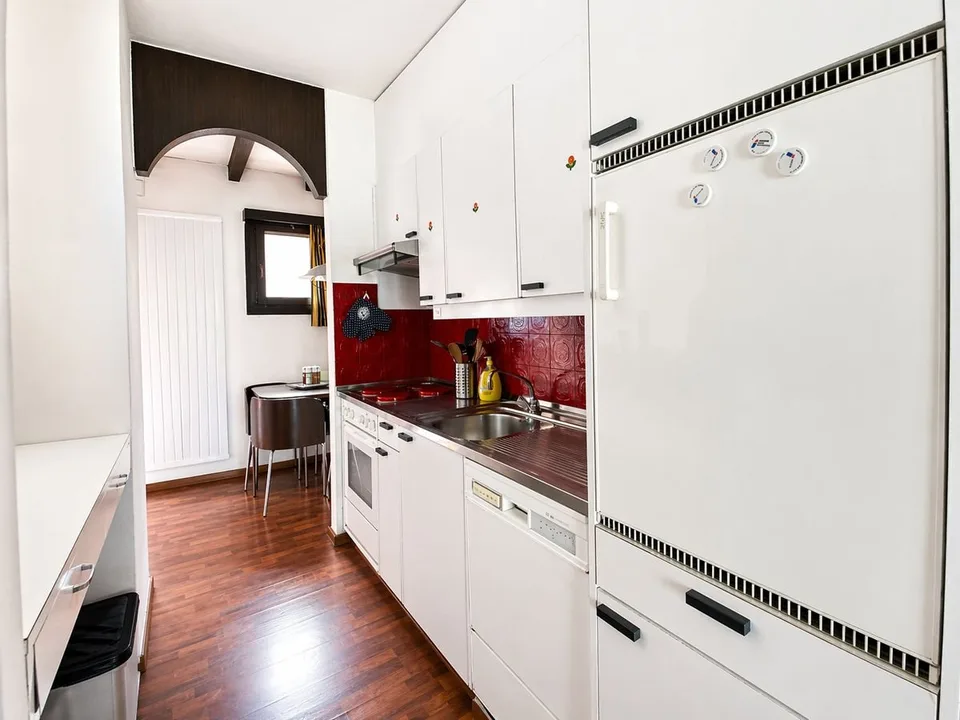 Montagnola - Schönes Duplex 2.5 Zimmer - mit privater Terrasse und Parkplatz in der Tiefgarage