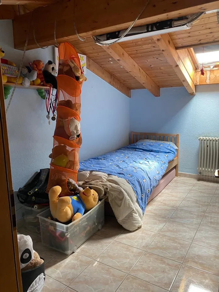 Charmantes 5,5-Zimmer-Duplex im historischen Dorfkern von Losone – mit privatem Parkplatz