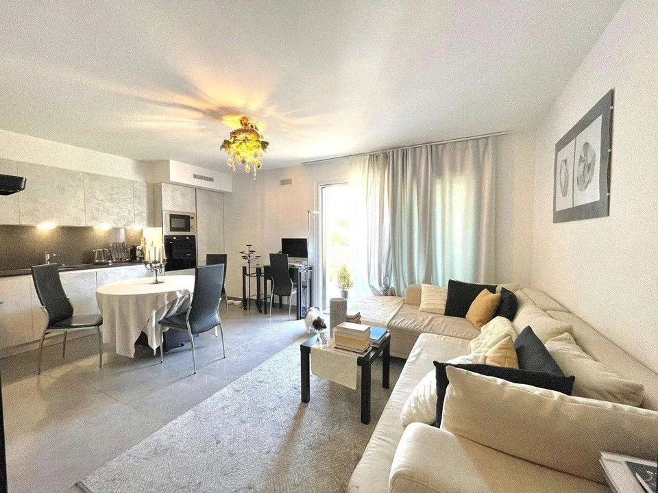 Moderno appartamento in zona tranquilla e panoramica