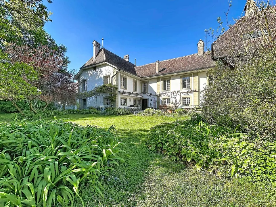 Un domaine d'exception chargé d'histoire  Une opportunité rare sur le marché !