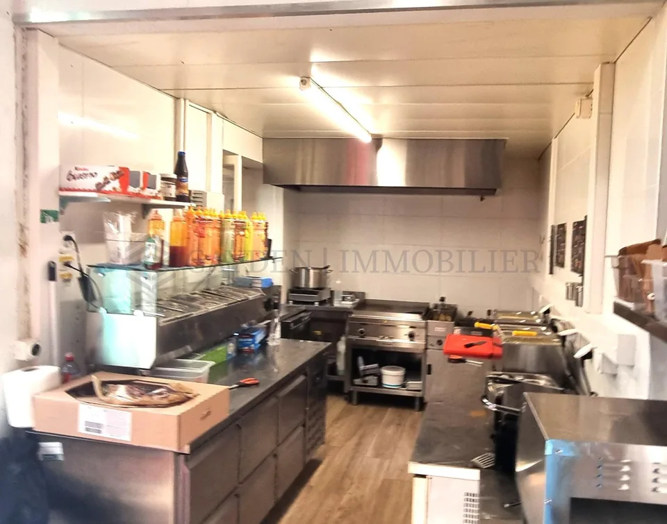 Esclusivo! Ristorante completamente nuovo, pronto all'uso!