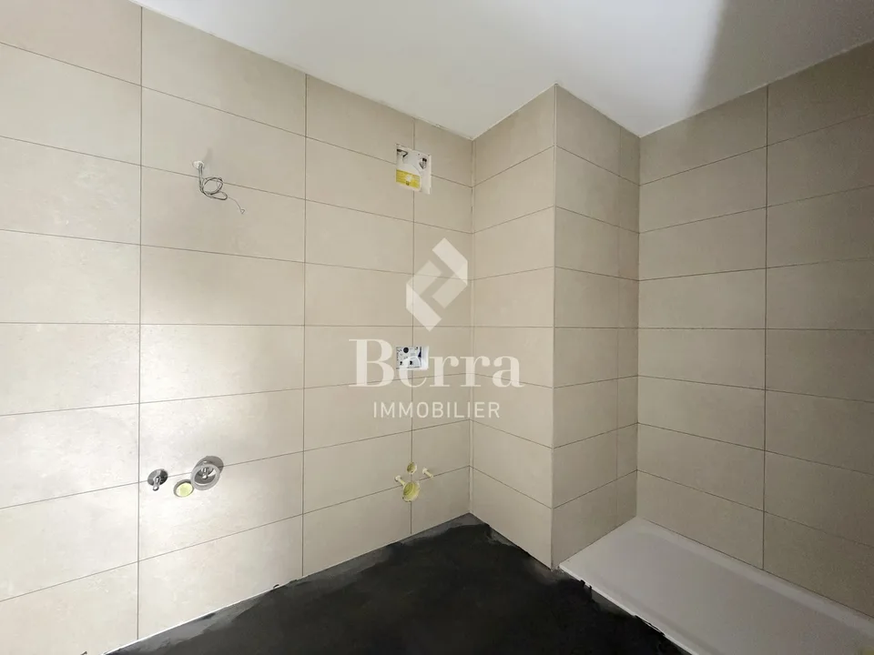 Disponibile subito ! – foto 13 di 13