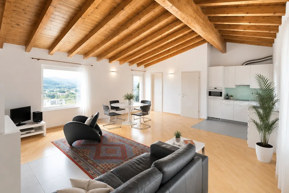 Dachwohnung mit 2,5 Zimmern und Seeblick