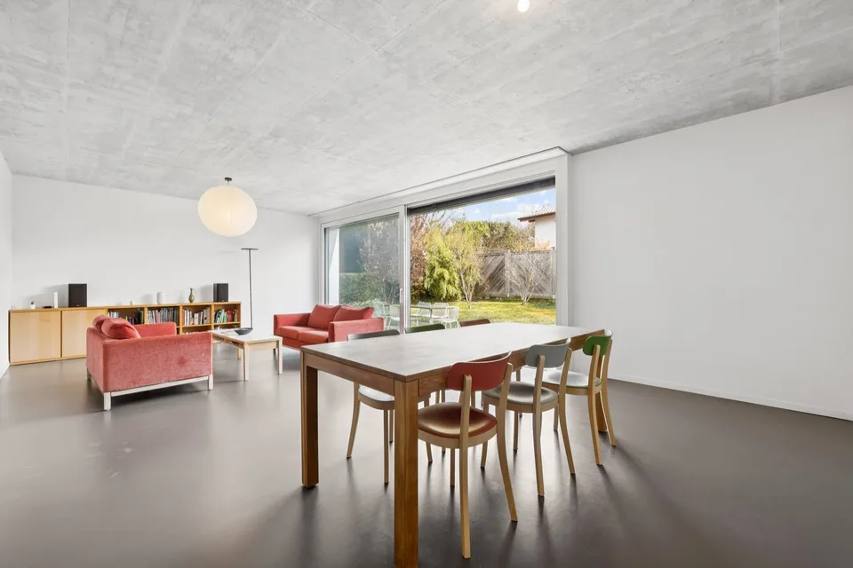 Villa Contemporanea nel Cuore di Bernex, Calma Assoluta