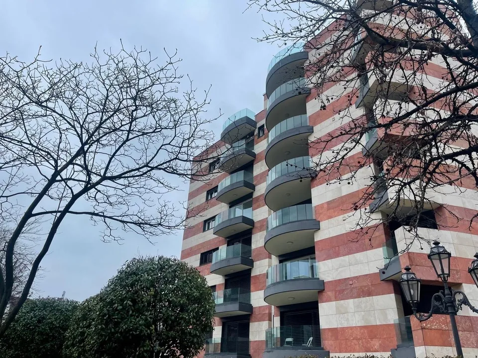 Moderne und helle 2-Zimmer-Wohnung mit Doppelbalkon – Foto 12 von 12