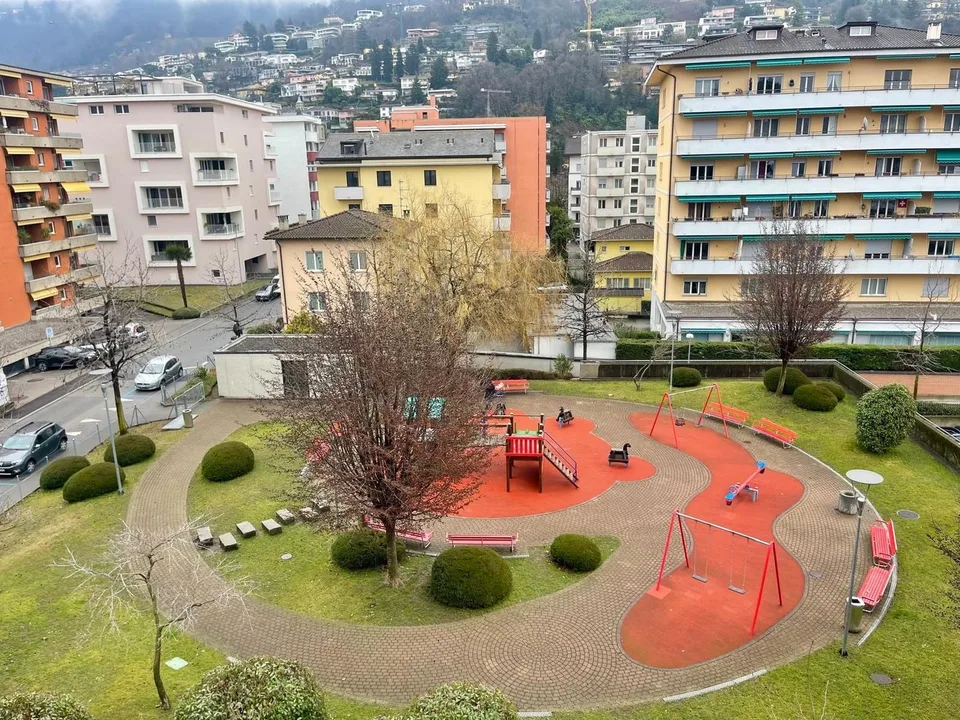 Moderne und helle 2-Zimmer-Wohnung mit Doppelbalkon – Foto 8 von 12