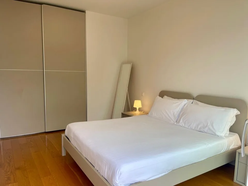 Moderne und helle 2-Zimmer-Wohnung mit Doppelbalkon – Foto 7 von 12