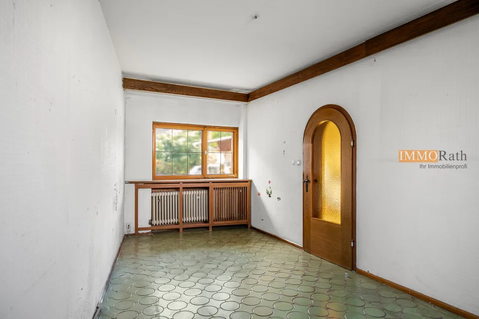 IMMORath.de - Maison unifamiliale avec surface utile généreuse et chambre d'hôtes