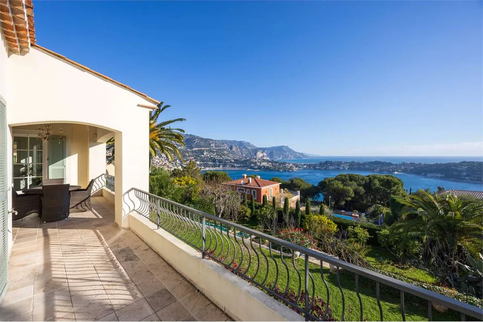 Villa affacciata sulla baia di Villefranche – foto 8 di 13