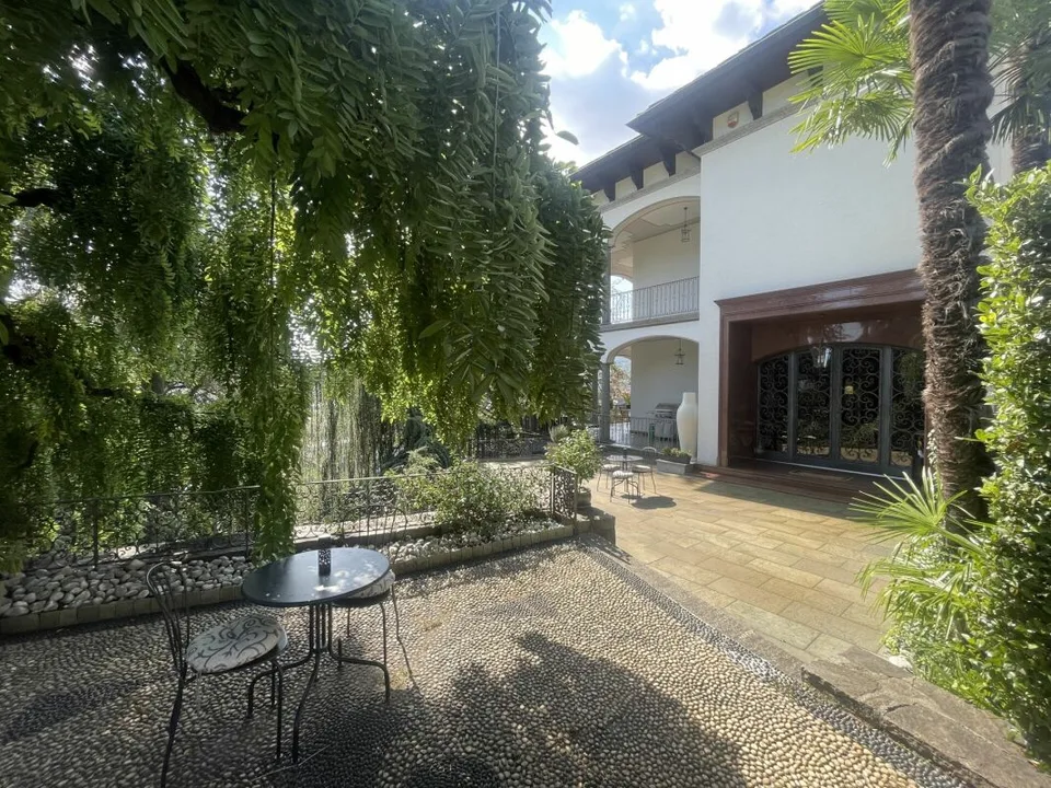 Stupenda Villa d'epoca ristrutturata con terreno edificabile