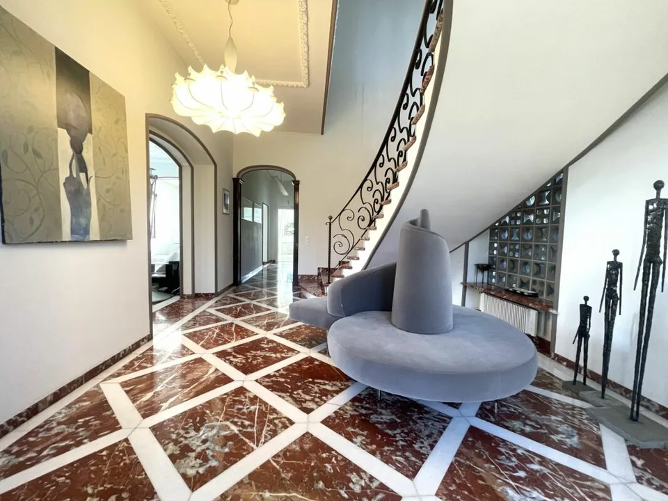 Stupenda Villa d'epoca ristrutturata con terreno edificabile