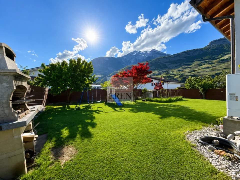 Einfamilienhaus mit 6 Zimmern, Garten-Rasen, Blick auf die Alpen, Südlage, mit Garage und 4 Parkplätzen – Foto 16 von 19