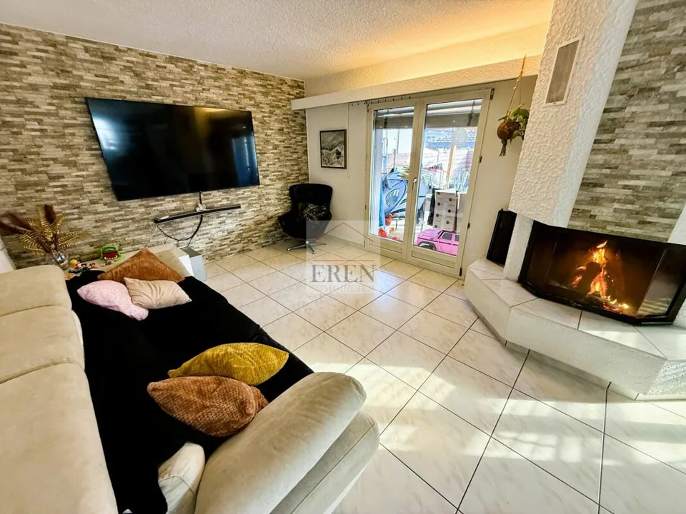 Einfamilienhaus mit 6 Zimmern, 146 m2 Wohnfläche + Keller mit Garage - Ideal für Familien