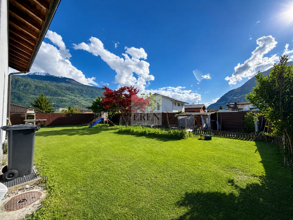 Einfamilienhaus mit 6 Zimmern, Garten-Rasen, Blick auf die Alpen, Südlage, mit Garage und 4 Parkplätzen – Foto 14 von 19