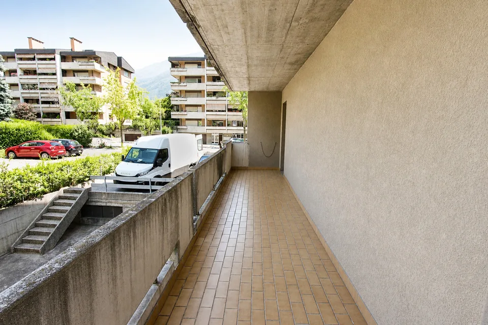 SUPERBA 4.5 LOCALI RISTRUTTURATA A SIERRE – foto 11 di 13