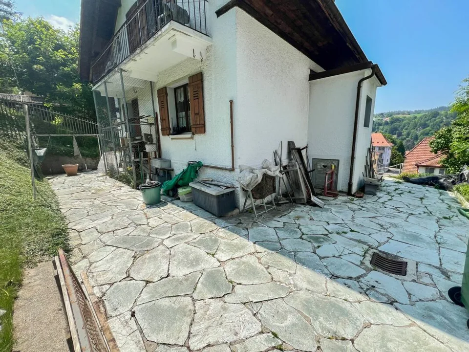 Charmante Villa zum Renovieren