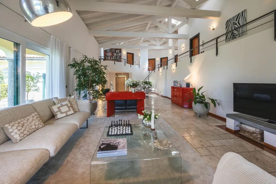 Villa mit Pool in Cadro – Foto 9 von 30