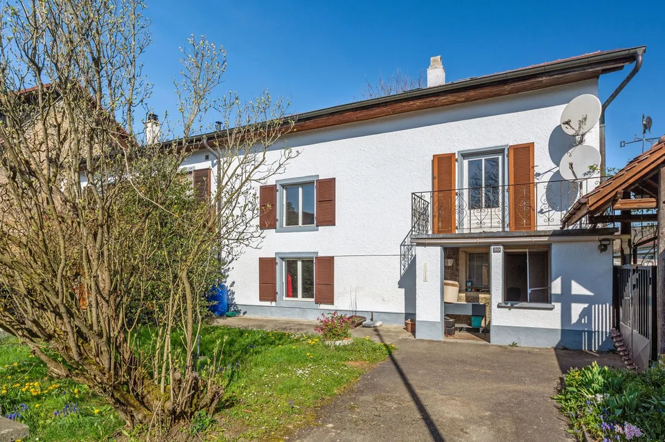 Maison de village mitoyenne de 4.5 pièces à Lugnez