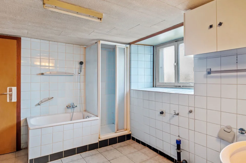 Einfamilienhaus mit 4.5 Zimmern in Lugnez