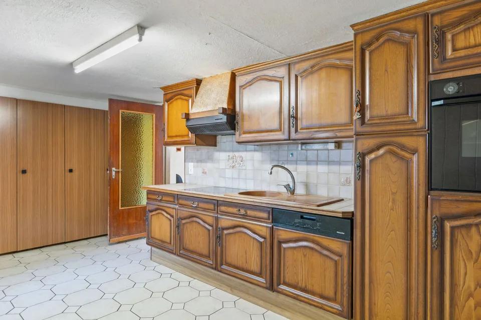 Einfamilienhaus mit 4.5 Zimmern in Lugnez