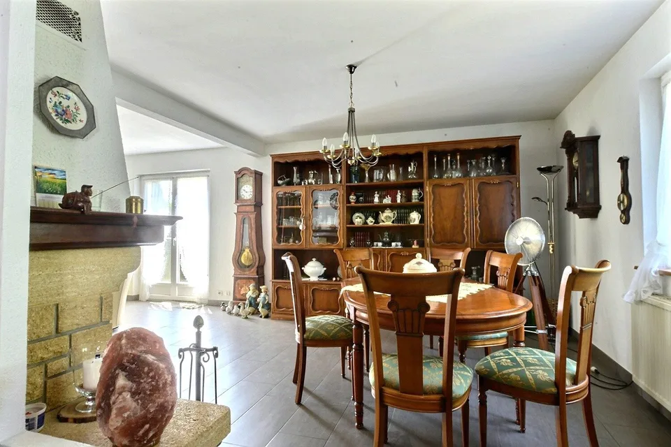 Folgensbourg – Maison individuelle dépendante avec grand terrain et forêt privée – photo 10 sur 29