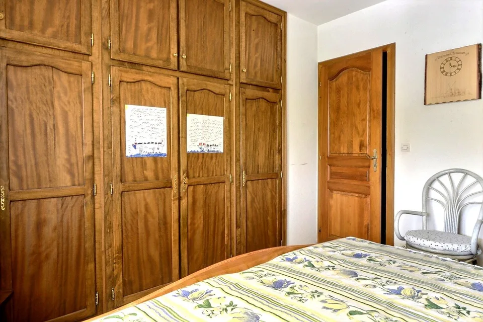 Folgensbourg – Maison individuelle dépendante avec grand terrain et forêt privée – photo 18 sur 29