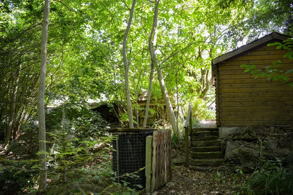 Folgensbourg – Maison individuelle dépendante avec grand terrain et forêt privée – photo 26 sur 29