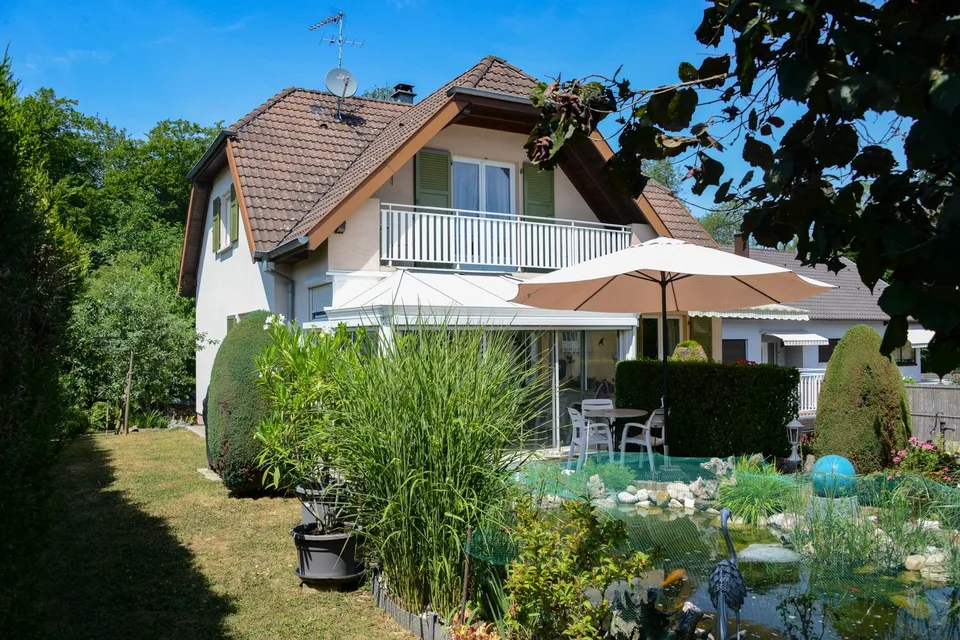 Folgensbourg – Maison individuelle dépendante avec grand terrain et forêt privée