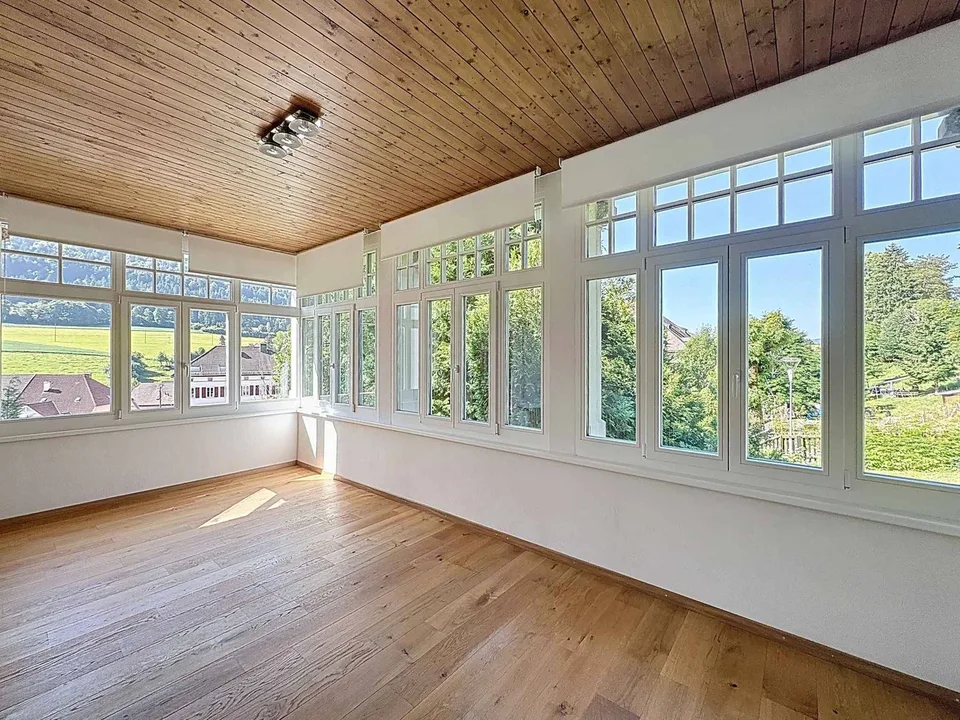 Haus des Hausherrn im Herzen des Berner Juras