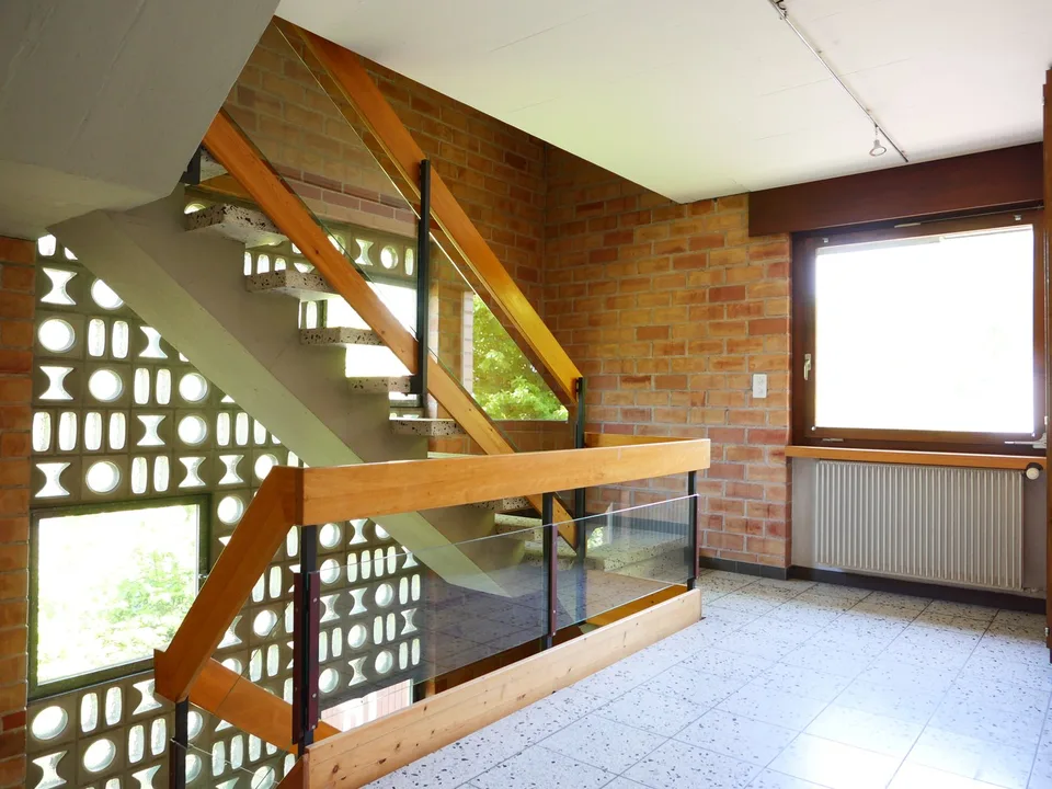 Architektonisch stilvolles und sehr grosszügiges Wohn-/Geschäftshaus ... – Foto 17 von 30