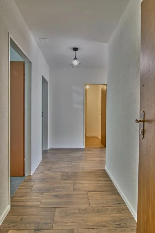 Einziehen und wohlfühlen: 3 Z' Wohnung mit 2 Balkonen und AAP – Foto 2 von 12